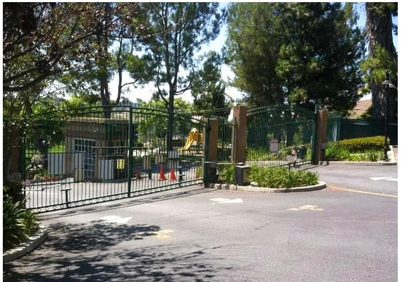 Building Photo - 4755 Templeton St