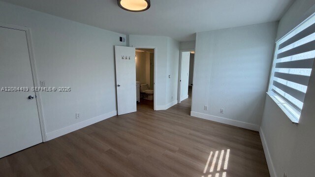 Building Photo - 12400 Vista Isles Dr
