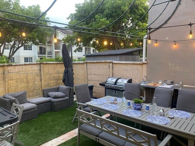 Building Photo - 10866 NW 51st Ln