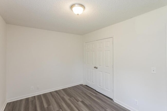 Building Photo - 3104 Kinwood Dr