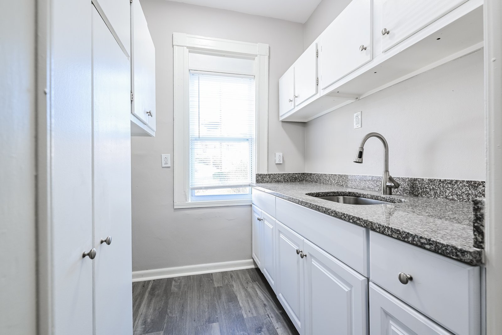 Building Photo - 501 4th St