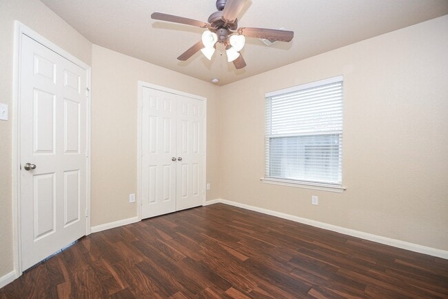 Building Photo - 6006 Lamb Creek