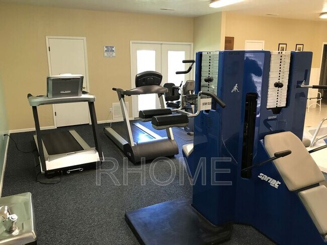 Building Photo - 4633 Quail Vista Ln