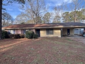 Building Photo - 1134 Autumn St