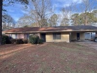 Building Photo - 1134 Autumn St