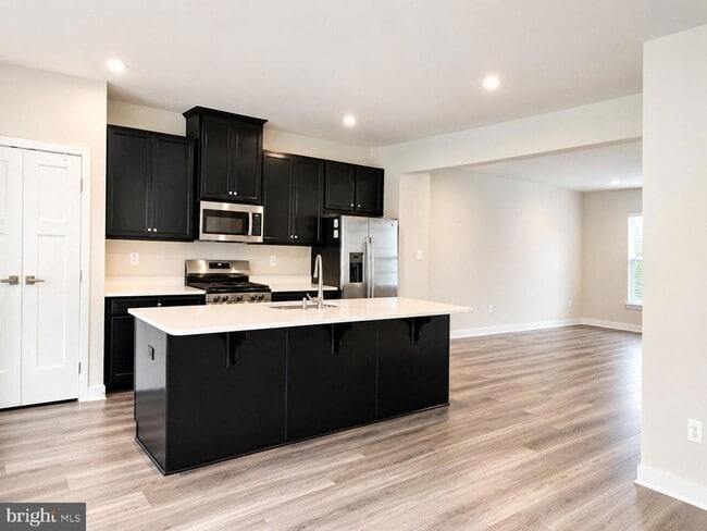 Building Photo - 340 Paca Gardens Ln
