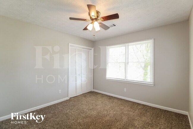 Building Photo - 4541 Shiloh Hills Dr