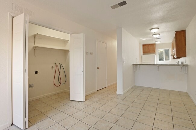 Building Photo - 3557 Merced Ave