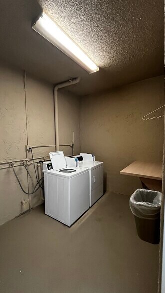 Laundry units - 7800 Camino Real