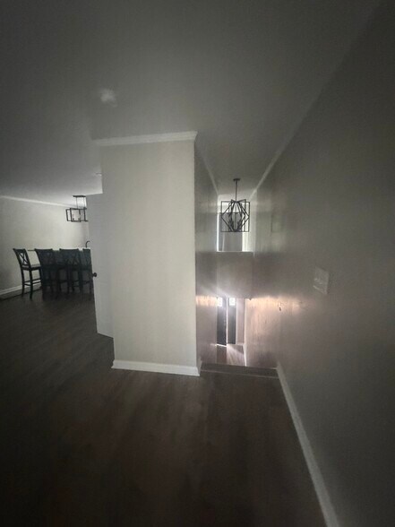 Building Photo - 92 Topsail Ct