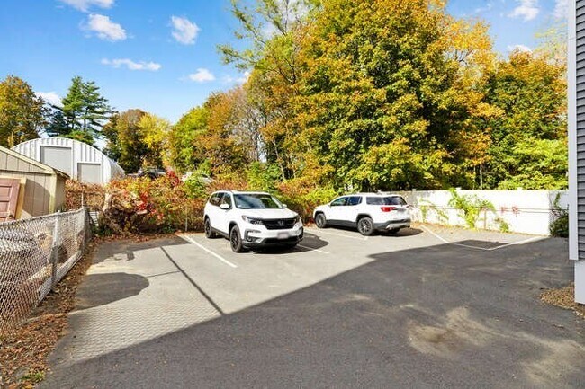 Building Photo - 22 Victor St