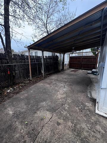 Building Photo - 3914 Shelley Blvd