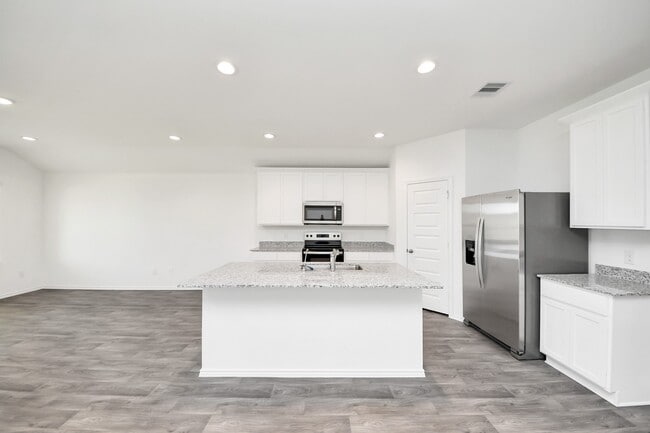 Building Photo - 2007 Woodlark Way