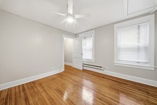 Building Photo - 609 Baldwin Ave