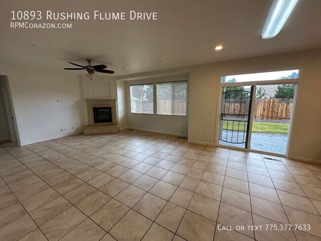 Building Photo - 10893 Rushing Flume Dr