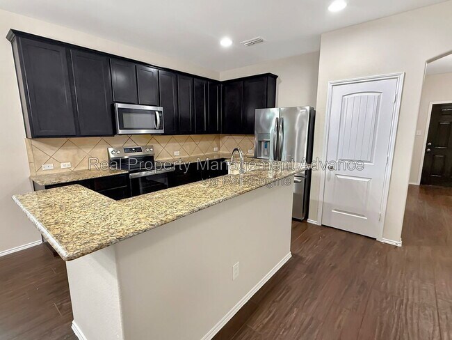 Building Photo - 1290 Lasso Dr