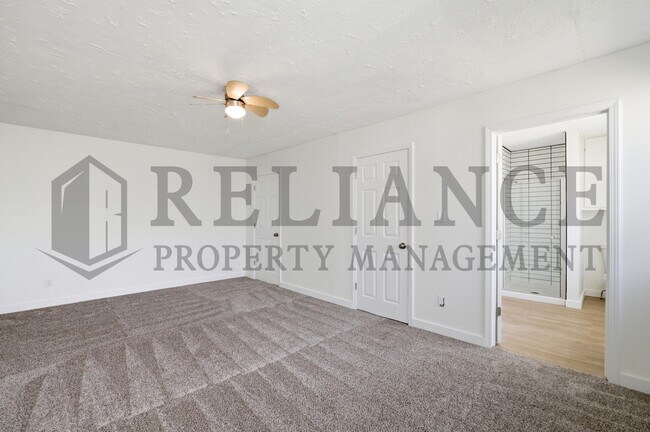 Building Photo - 6651 N Scottsville St