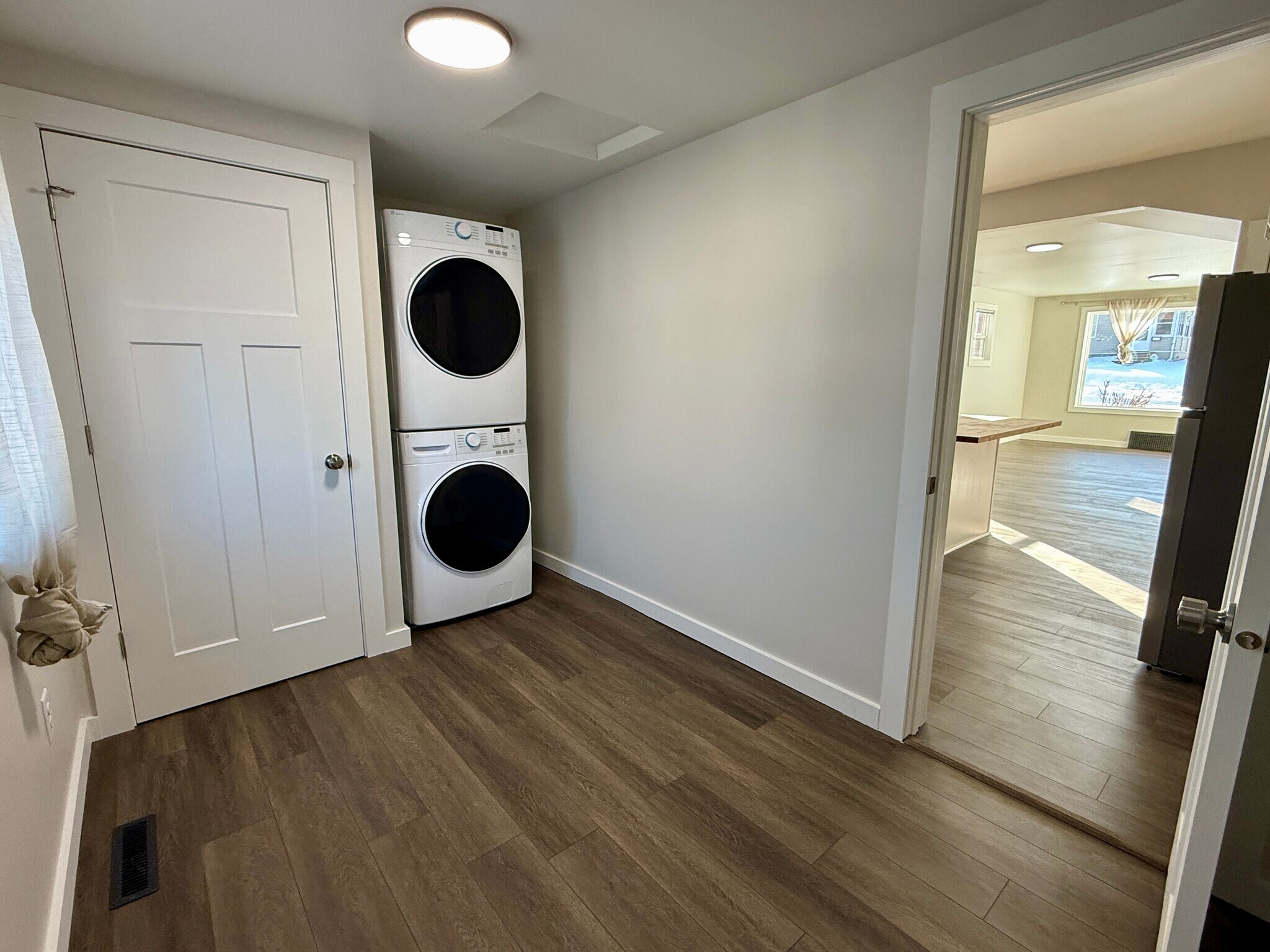 Building Photo - 427 Jefferson St