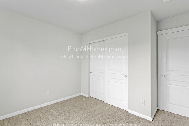 Building Photo - 3117 SW 173rd Ave