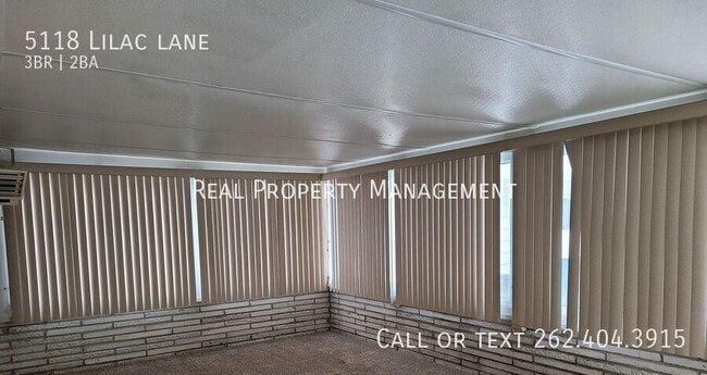 Building Photo - 5118 Lilac Ln