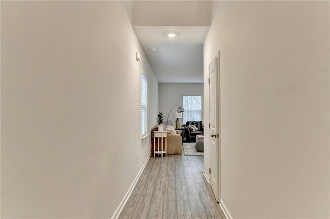 Building Photo - 111 Horned Owl Ave