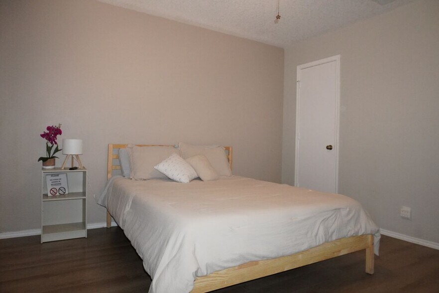 Building Photo - 3632 Candlehill