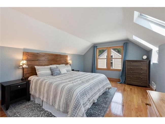 Building Photo - 2629 Idaho Ave S