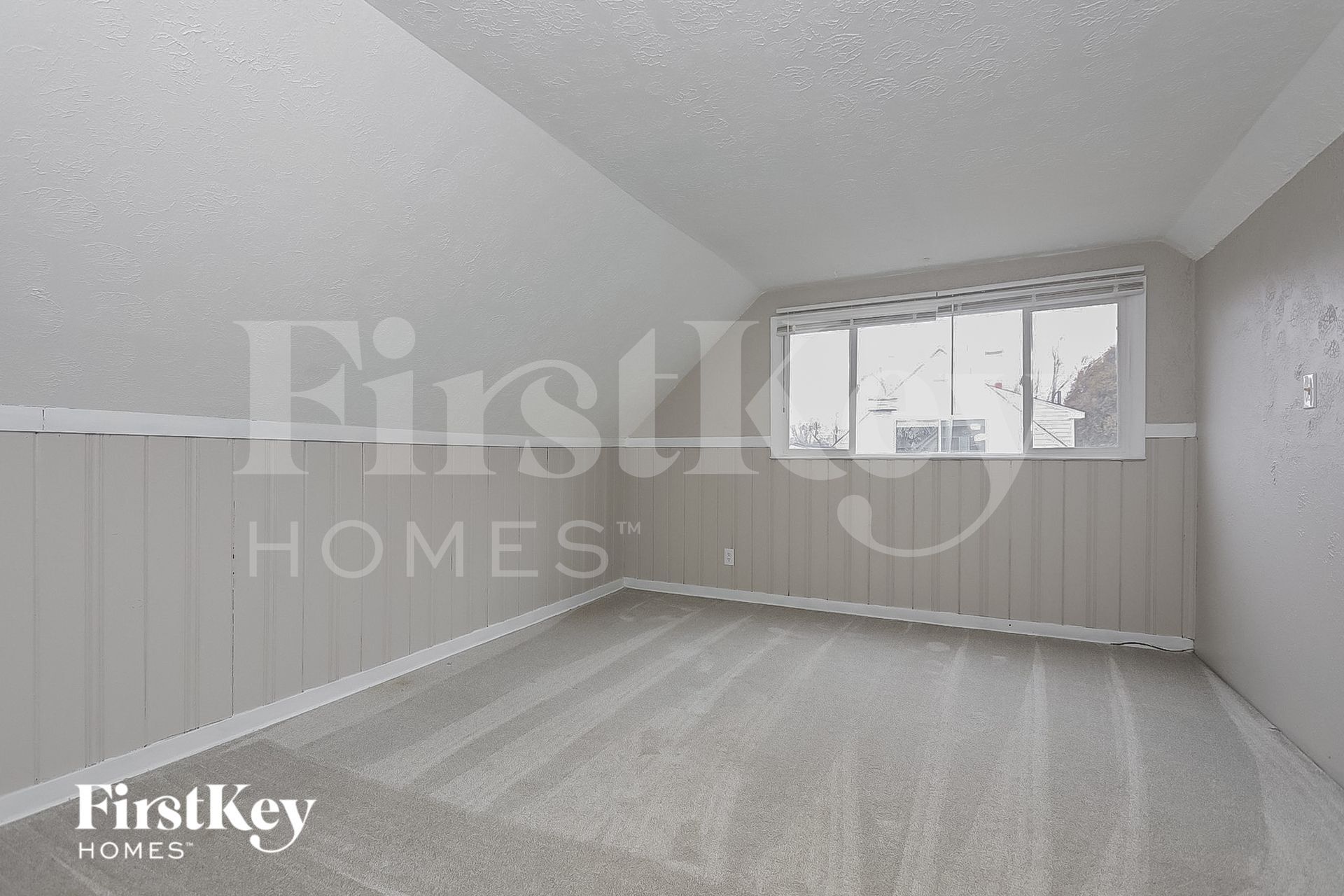 Building Photo - 3976 Richard Ave