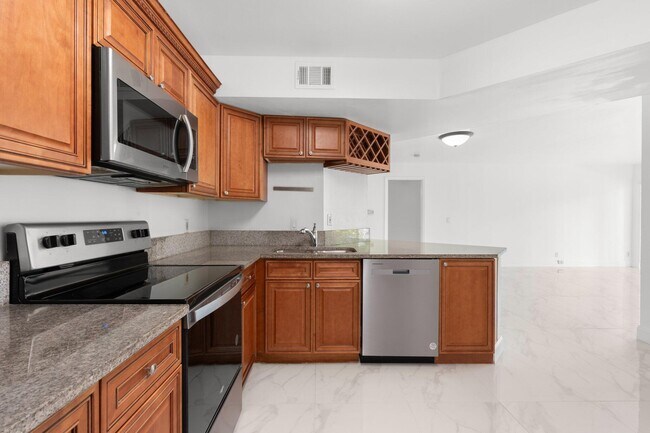 Building Photo - 9055 Wiles Rd