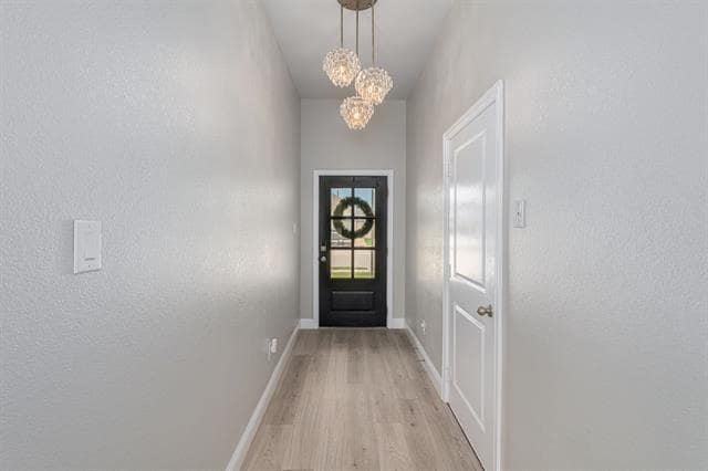 Building Photo - 4104 Mockingbird Ln