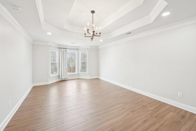 Building Photo - 1600 Spring Arbor Ct