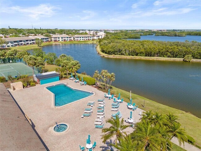 Building Photo - 10032 65th Ave N