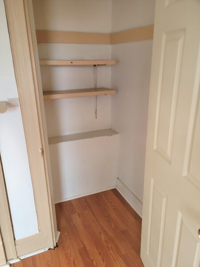 Building Photo - 1326 S Pittsburgh St