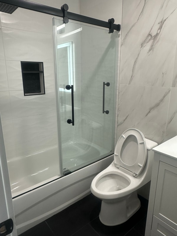 Building Photo - 62 Hillside Ave