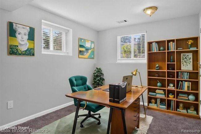 Building Photo - 2120 Daintree Ave