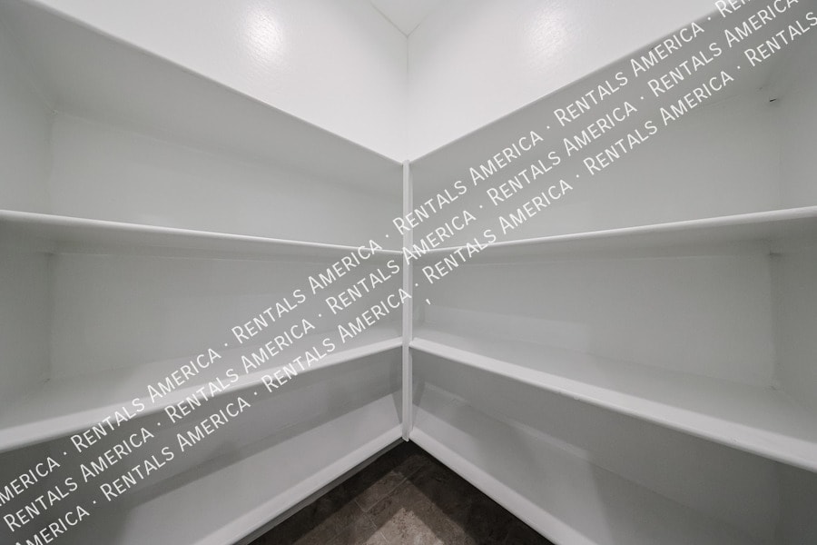 Building Photo - 36472 W San Capistrano Ave