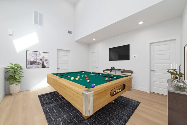 Building Photo - 3007 Ventas Dr