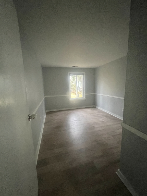 Building Photo - 140 Shepards Knoll Dr