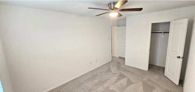 Building Photo - 26734 Paloma Blanca Dr