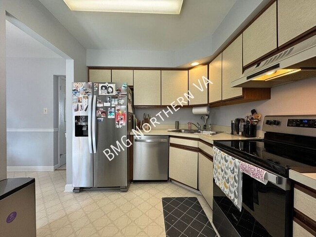 Building Photo - 6118 Rocky Way Ct