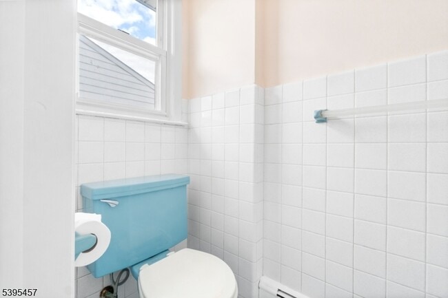 Building Photo - 726 Gates Terrace