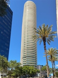 Building Photo - 400 Central Ave