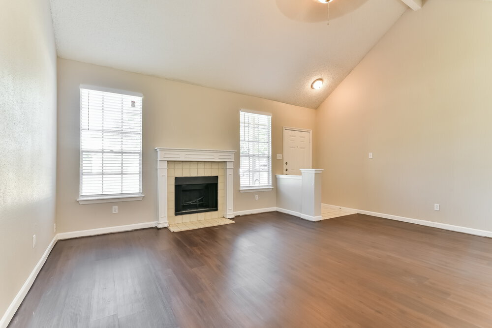 Building Photo - 8123 Summer Trail Dr