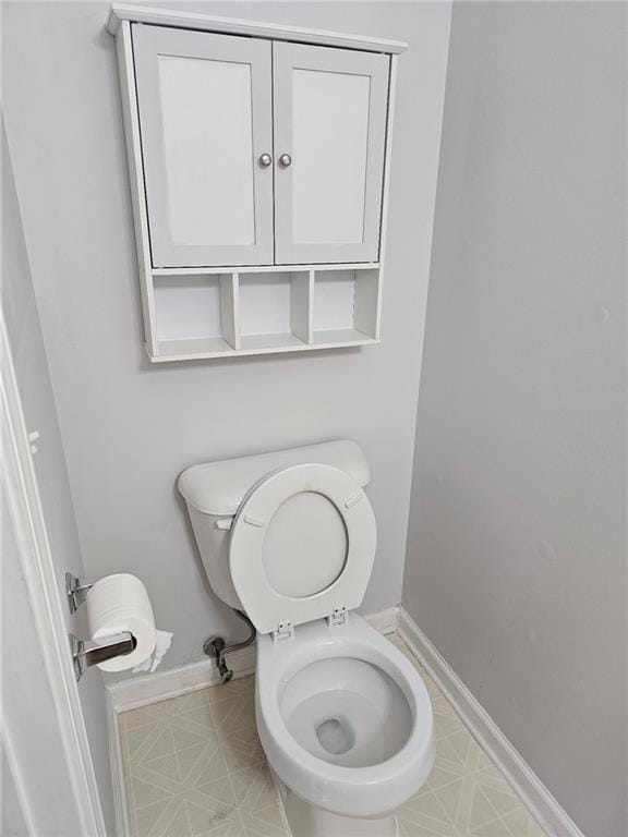 Building Photo - 5425 Village Green Square