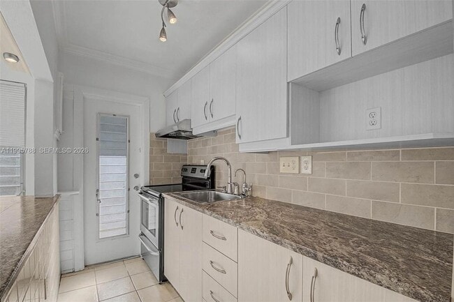 Building Photo - 60 NW 79th St