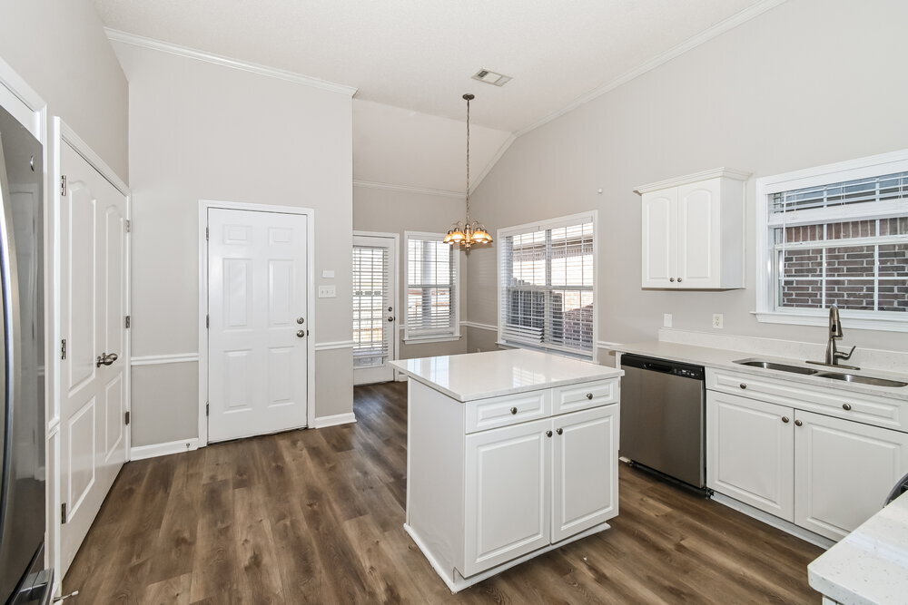 Building Photo - 8698 Macon Rd