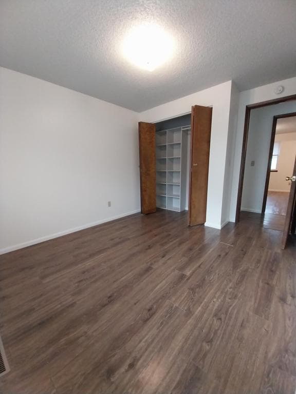 Building Photo - 716 NE 12th St