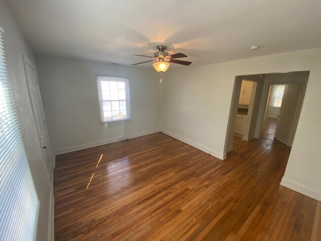 Building Photo - One of Durham's most walkable neighborhoods — and a yard to match.