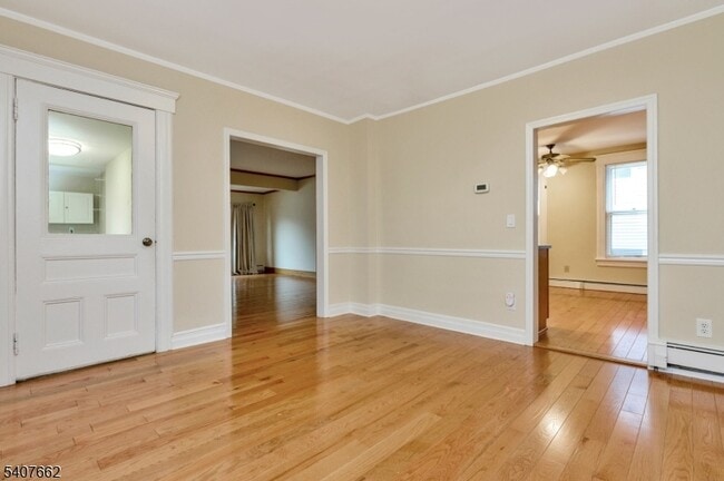 Building Photo - 32 Washburn Pl