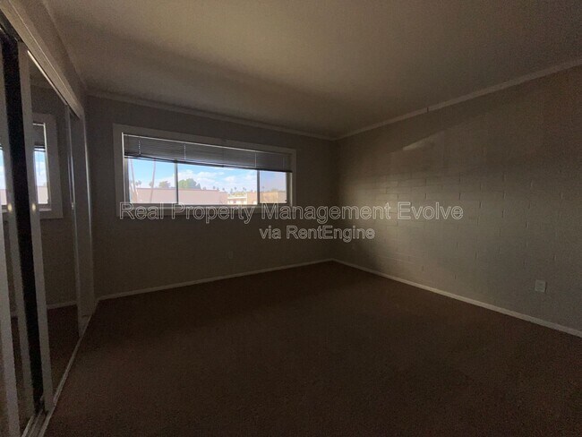 Building Photo - 3637 E Monterosa St